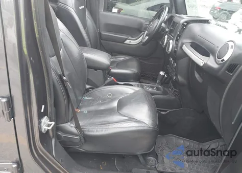 2017 Jeep Wrangler Unlimited Rubicon Hard Rock 4X4 z USA, uszkodzony, nr VIN 1C4BJWFG5HL558093